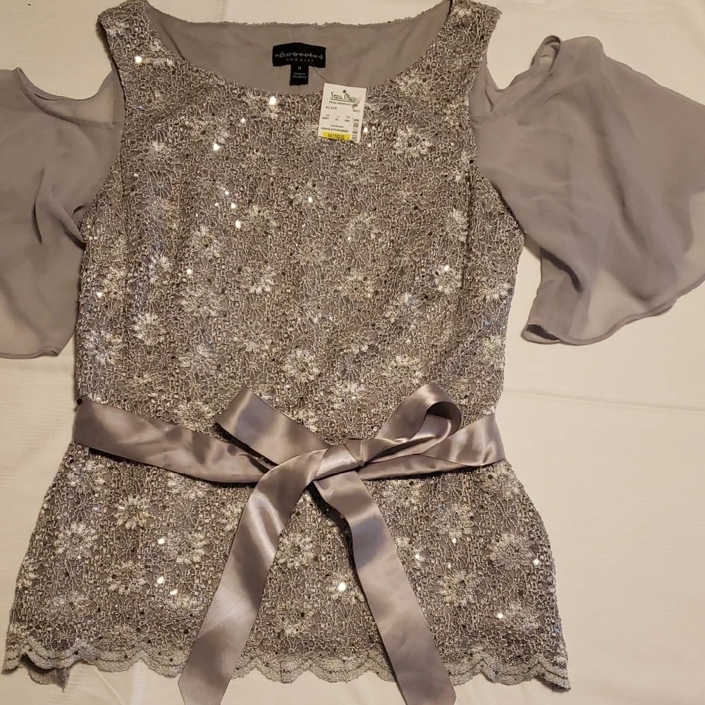Gray Tan Sequin Tie Front Flutter Sleeve Blouse - Picture 1 of 7
